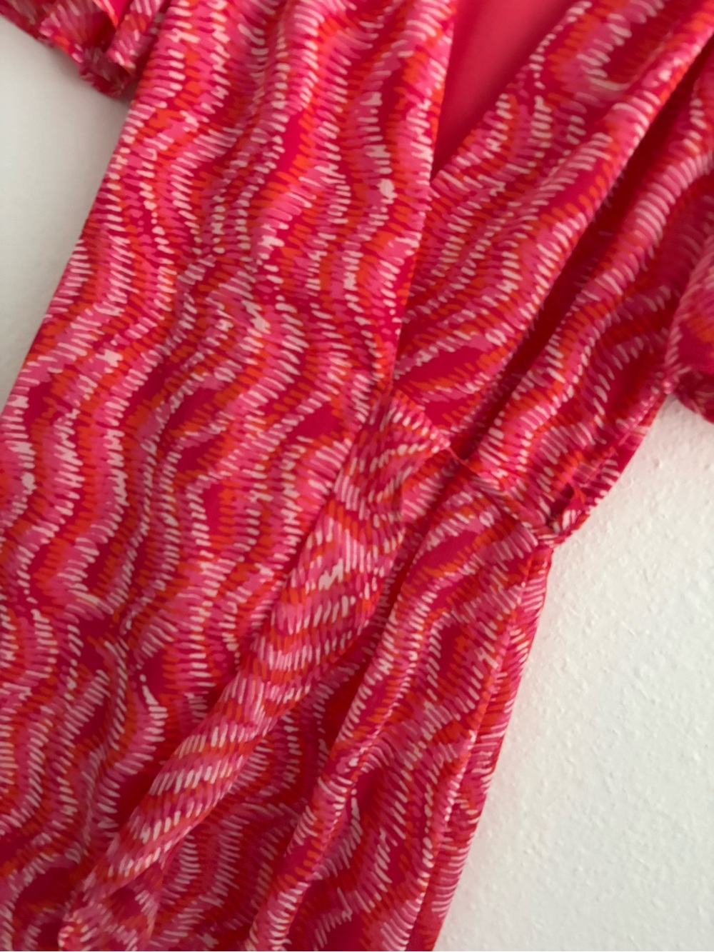 Veronica M short sleeve pink and red sparkle Wrap Dress Small - Picture 4 of 4